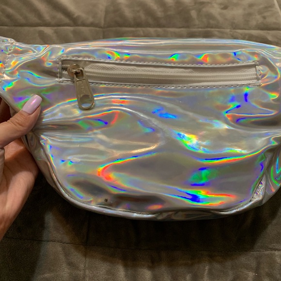 Fanny Pack Iridescent - Picture 1 of 3